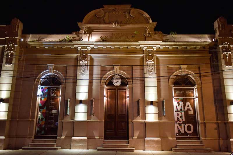 Hoy por la noche en el escenario de la Biblioteca Mariño presentarán la obra 