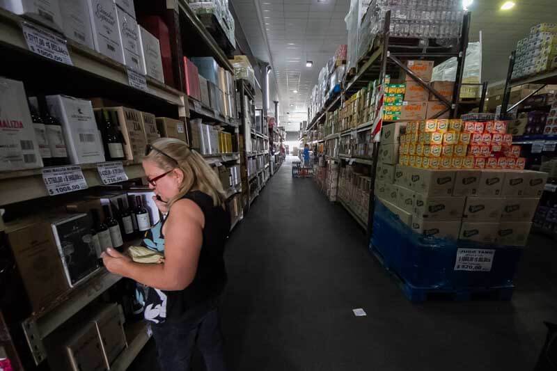 El análisis para el NEA determina que hubo una inflación mensual del 1,1%, y revela que el rubro con un mayor incremento fue el de restaurantes y hoteles (3,1%), le siguieron vivienda, agua, electricidad, gas y otros combustibles (3%), salud, bebidas alcohólicas y tabaco (2%). Por último, la curiosidad la marca alimentos y bebidas no alcohólicas, con un 0,0%.
