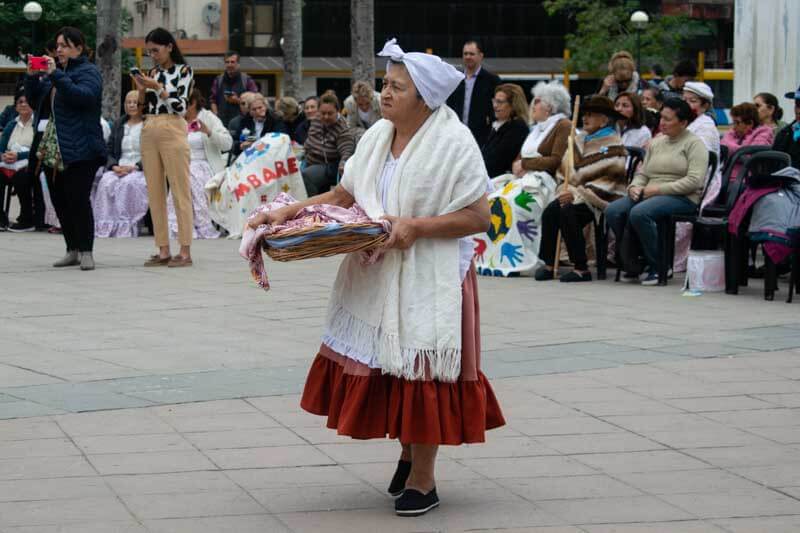 A pesar de que aún se desconoce la magnitud del maltrato, su importancia social y moral es indiscutible. Las formas de definir, detectar y resolver esta situación deben tener en cuenta el contexto cultural en el que se desarrollan.