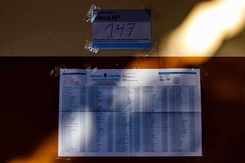 Javier Milei aseguró la presidencia con un sólido 55,70% de los votos para superar a su oponente, Sergio Massa, y a pesar de la alta participación, hubo una disminución del 1,33% en comparación con las elecciones generales de octubre. 