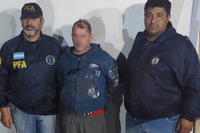 El detenido enfrenta cargos de homicidio simple, tras negarse a declarar ante la fiscal María Barreiro Sahagún.