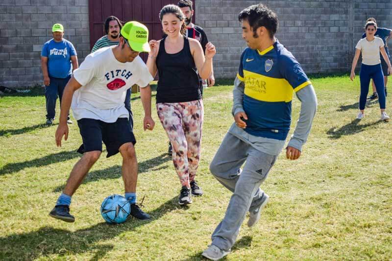 En Corrientes el fútbol inclusivo se consolida como una herramienta sanitaria. Capta cada vez más el interés de profesionales y familias. La recomendación clave es apoyar sin imponer, acompañando a quienes enfrentan problemas de salud mental en sus procesos personales de superación.  
