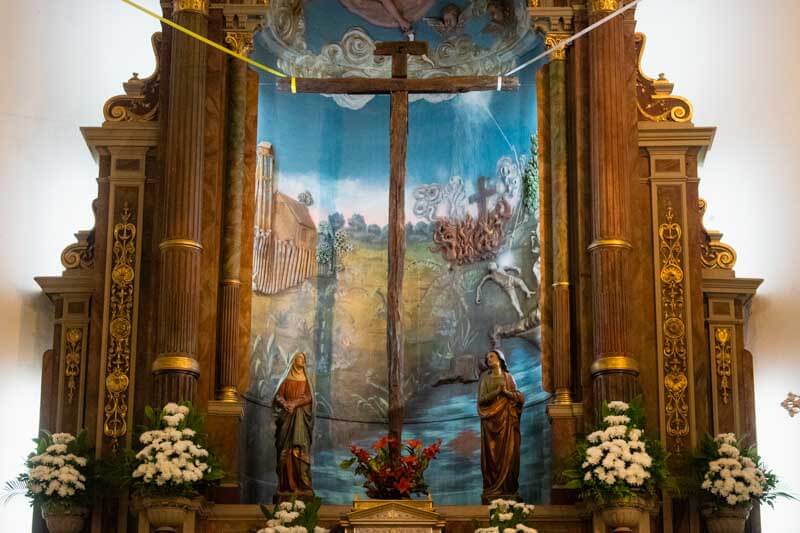 Un objeto adorado y consagrado por la Iglesia como protector.