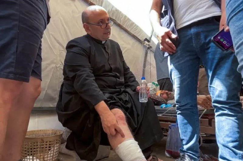 Un sacerdote argentino fue herido}