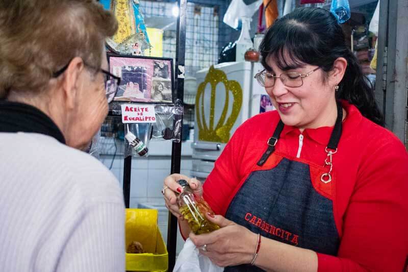 Es un auténtico boom de ventas en distintos mercados de la ciudad, especialmente en el mercado de frutos frescos y el conocido como El Piso. Los puestos se preparan desde temprano para atender la demanda, y en varias plazas de la ciudad se llevan a cabo distribuciones gratuitas.