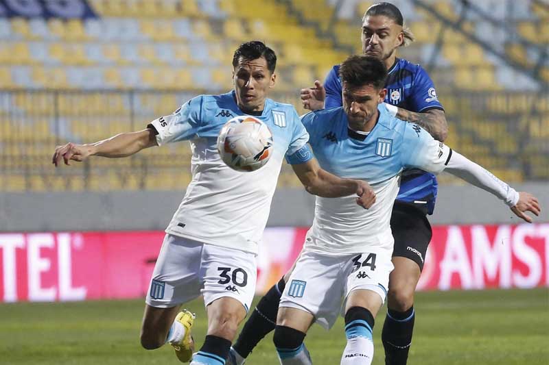 El martes 13 comenzó la jornada con el triunfo de Racing 2 a 0 visitando a Huachipato en el estadio Sausalito, los goles académicos fueron obra de Adrián Emmanuel Martínez (32’) y Juan Fernando Quintero (faltando un minuto para el final). Más tarde cayó Red Bull Bragantino ante Corinthians, que lo venció 2 a 1 en el estadio Santa Cruz.