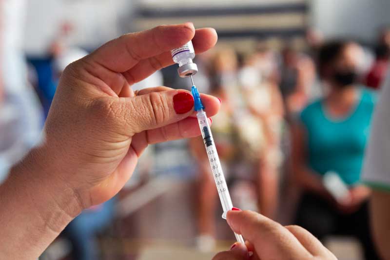 Vacunas contra la gripe y el covid-19