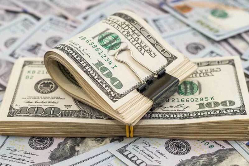 Este incremento resulta en un recargo final del 155%. Los servicios digitales pagados en dólares se ven afectados, con un recargo del 132%, elevando los costos para los usuarios argentinos.