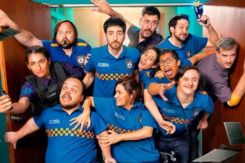 En cuanto a las series, Indomable y Pecados inconfesables encabezan el ranking con relatos de suspenso y drama. También se mantienen en el top División Palermo 2, la segunda temporada de la comedia argentina creada por Santiago Korovsky; Ángela, un thriller psicológico sobre violencia doméstica; y el documental criminal Angi: crimen y mentira, basado en un caso real ocurrido en Barcelona.