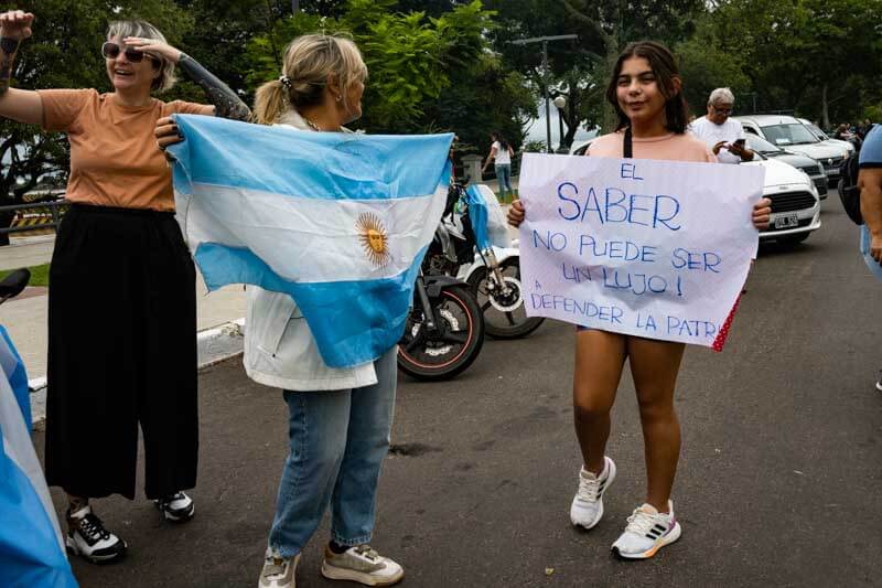 Sumado al paro habrá una jornada de protesta el miércoles 22 debido a la falta de respuesta del Gobierno nacional. El Frente Sindical Universitario, tras reunirse el pasado miércoles en la sede de la Federación Nacional de Docentes Universitarios (Conadu), informó que no se han resuelto los temas del conflicto.