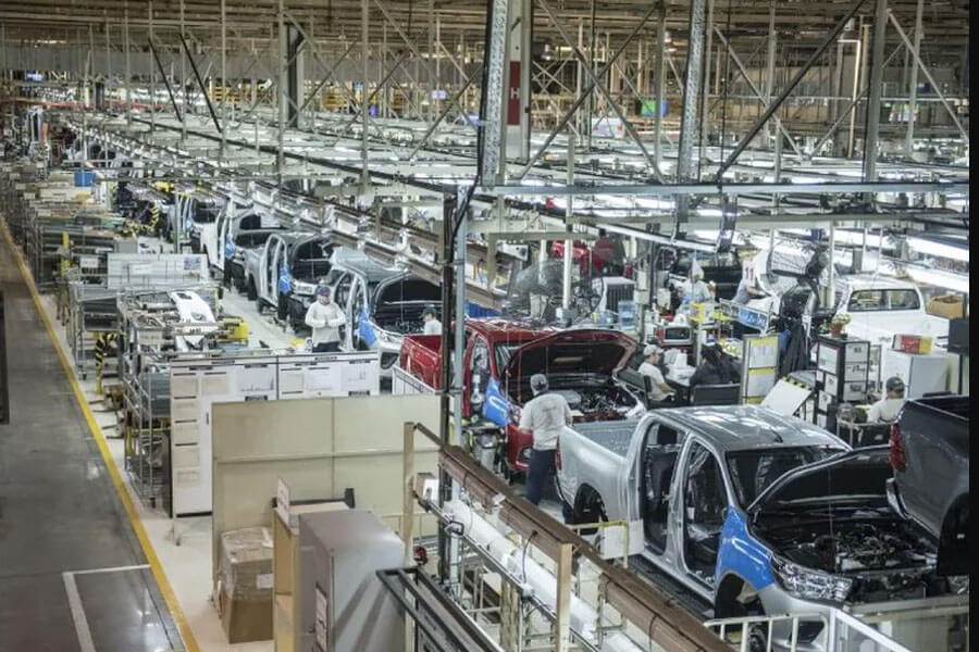 La Planta de Toyota en Zárate produce 650 camionetas Hilux, SUV SW4 y otros modelos por día, el 70% de los cuales se exportan.