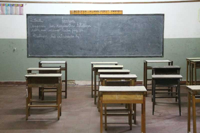 En lectura se ubica en el puesto 61, en matemáticas en el 65 y en ciencias en el 64. Estos resultados son similares a los obtenidos en la prueba de 2018. La pandemia de covid-19 agravó la situación educativa del país. Los cierres de escuelas y la falta de conectividad dificultaron el aprendizaje de los estudiantes.