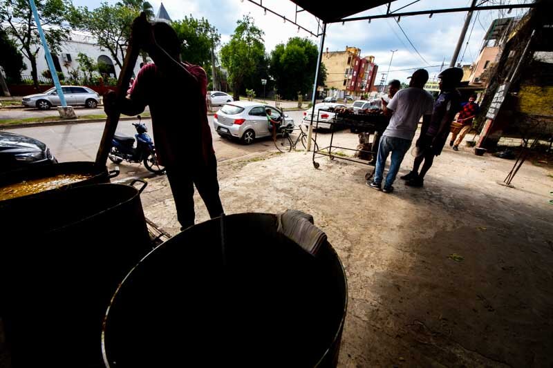 A pesar del calor del día esta tradición se hizo presente en varios puntos de la ciudad, recordando la importancia de celebrar las raíces y valores.