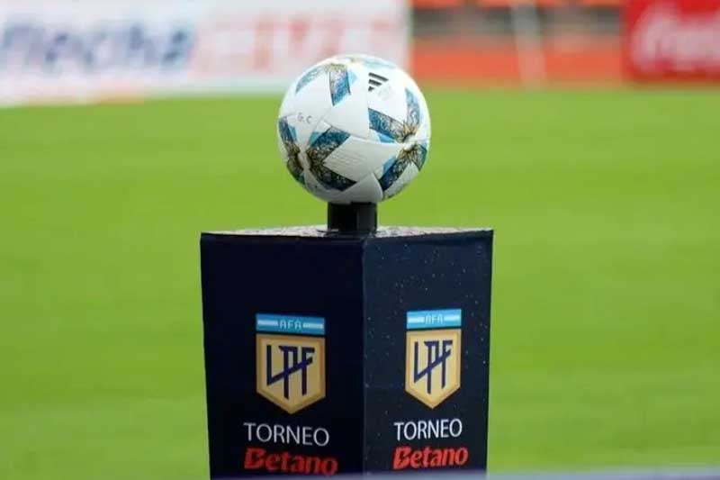 Fecha 1 Jueves 22/1 17:00: Aldosivi – Defensa y Justicia (Interzonal). Será televisado por TNT Sports; a las  20:00: Unión – Platense (Zona A). Será televisado por ESPN Premium; 20:00: Banfield – Huracán (Zona B). Será televisado por TNT Sports; 22:15: Central Córdoba – Gimnasia de Mendoza (Zona A). Será televisado por ESPN Premium. 22:15: Instituto – Vélez (Zona A). Será televisado por TNT Sports; Viernes 23/1 19:00: San Lorenzo – Lanús (Zona A). Será televisado por TNT Sports; 20:00: Independiente – Estudiantes (Zona A). Será televisado por ESPN Premium; 22:15: Talleres – Newell’s (Zona A). Será televisado por ESPN Premium; 22:15: Independiente Rivadavia – Atlético Tucumán (Zona B). Será televisado por TNT Sports.