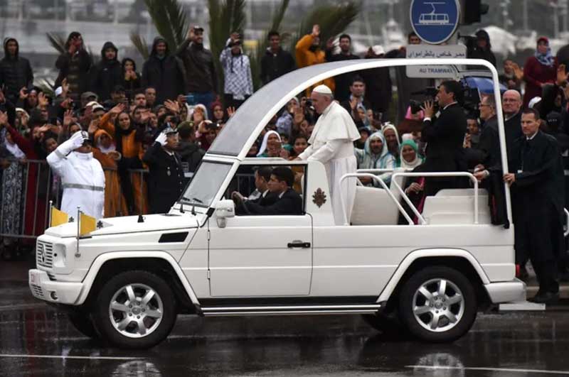 papa movil-donación-gaza-papa francisco-francisco