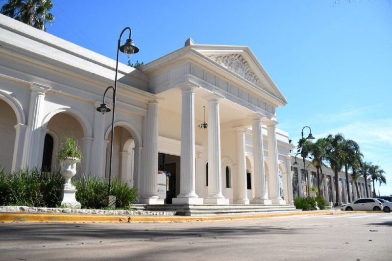 visita-camposanto-día de la madre