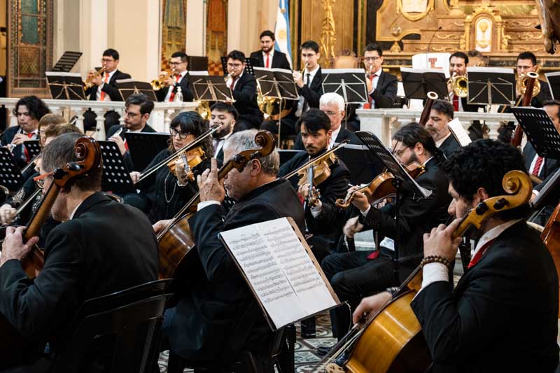 Será el regreso de la orquesta al principal escenario cultural de la provincia, tras años de ausencia. Con entradas desde $5.800 disponibles en boletería y en weepas.ar, la propuesta busca acercar la música clásica a nuevas audiencias y consolidar la formación de público en la región.