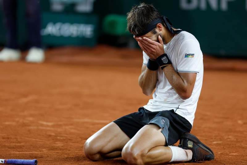 Este año se metió en las finales del ATP 250 de Santiago y ATP 250 de Houston, en las que cayó ante Nicolás Jarry y Francis Tiafoe, respectivamente. Ingresó en el puesto 49 del ranking mundial a Roland Garros y en sus primeros cuatros partidos avanzó sin dejar un set en el camino, dejando a dos Top 20 en el camino. En la primera ronda venció a Jack Draper, luego a Alex de Minaur (19°) y Borna Coric (16°).