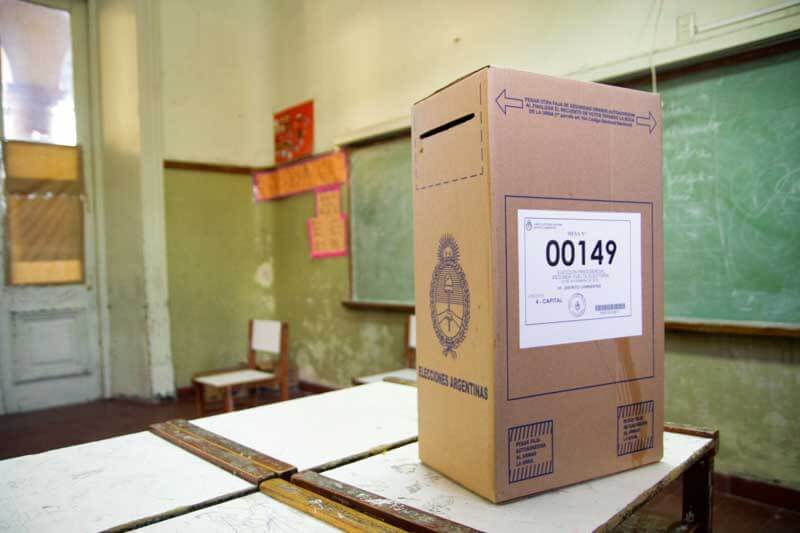 El documento oficial precisa que se asignarán $8.815 millones para la categoría de diputados y $4.407 millones para la de senadores. La Dirección Nacional Electoral tendrá a su cargo la distribución de los fondos y podrá aplicar sanciones en el caso de incumplir con la normativa.