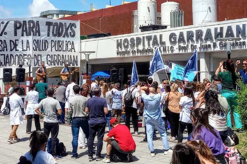 Apoyo de pacientes y familiares}