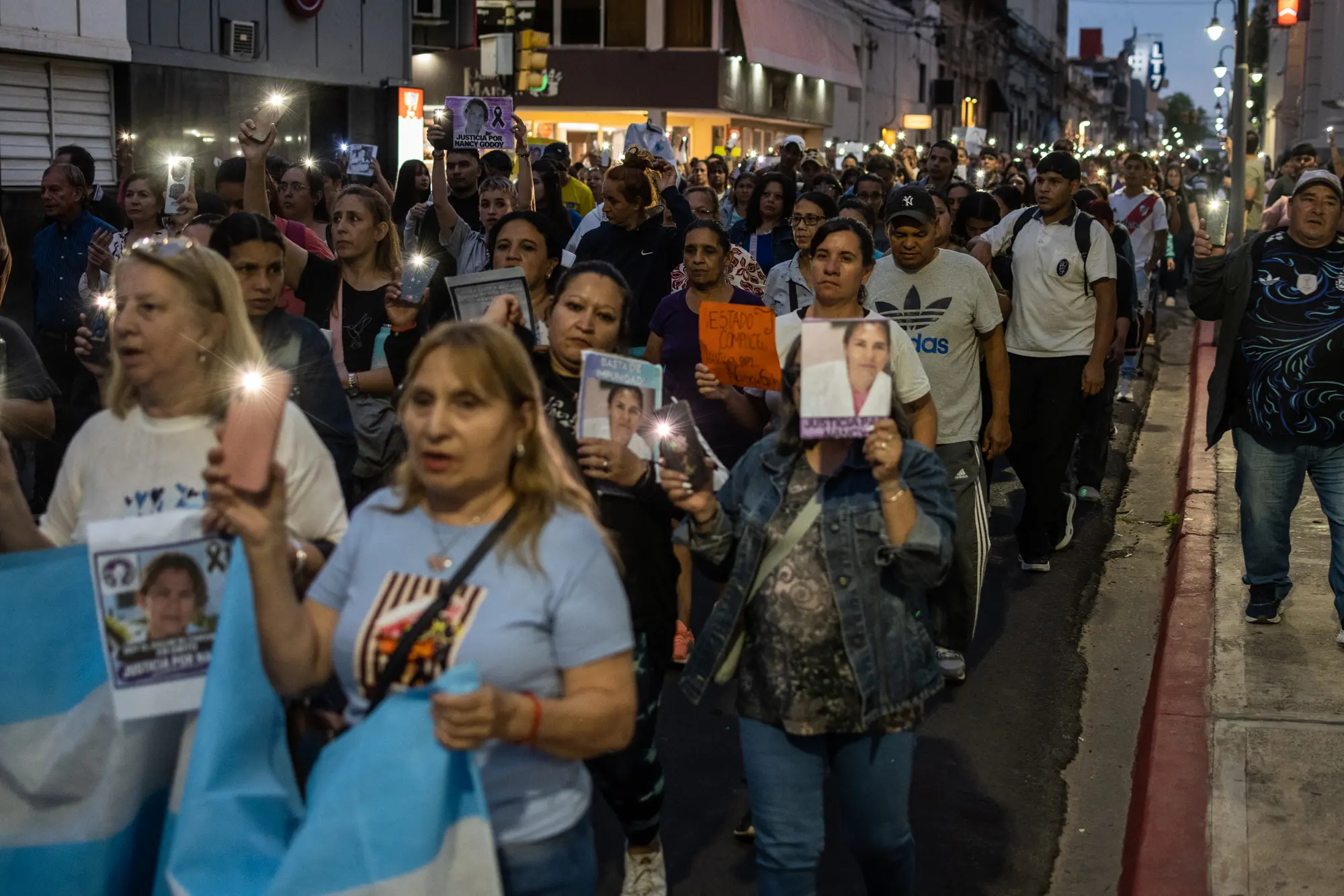 La desaparici&oacute;n de la docente hab&iacute;a sido denunciada formalmente el 15 de octubre. Su familia esperaba que regresara a su casa el d&iacute;a 9, despu&eacute;s de su jornada en la escuela. Desde entonces, comenz&oacute; una b&uacute;squeda que se extendi&oacute; durante tres semanas.
