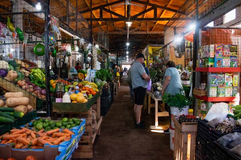 La dinámica de los precios de las hortalizas muestra la volatilidad de los mercados y la importancia de la producción local en la economía regional. Los consumidores, productores y comerciantes se mantienen atentos a estas variaciones.