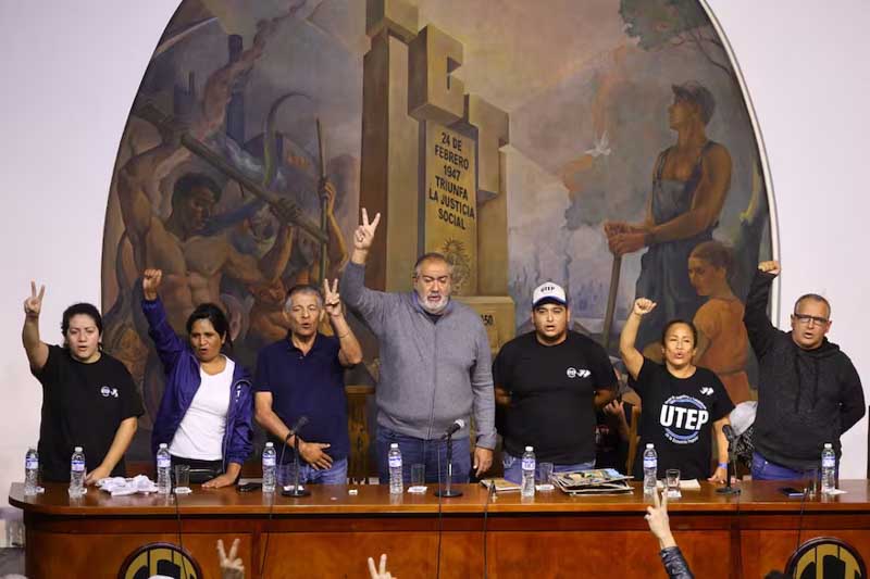 DNU-protesta-fallo judicial-huelga