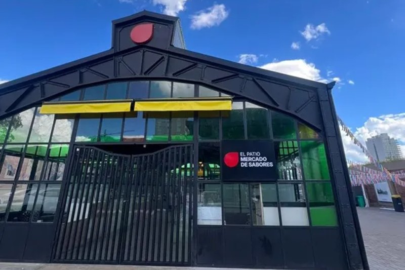 Teniendo como parámetros antecedentes en la elaboración de escabeches y conservas que tuvieron muy buena repercusión, aunque con una venta reducida, funcionará como un espacio independiente, abierto a la comunidad, donde ofrecerán productos de producción local y regional, promoviendo el consumo dentro de la zona. Actualmente trabajan junto a dos emprendedoras locales, pero no descartan la incorporación de productores del interior. Se puede consultar en Instagram.