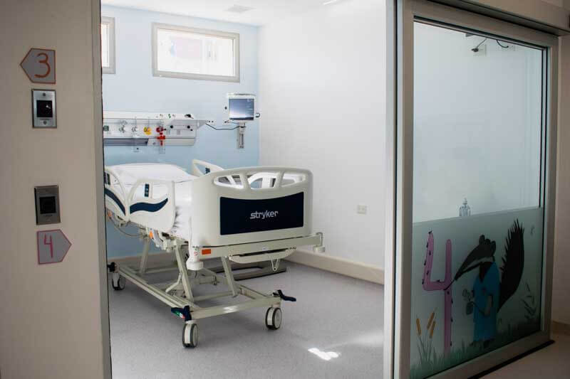 Están equipadas con tecnología de última generación y ofrecen un entorno propicio para la recuperación de los jóvenes pacientes.