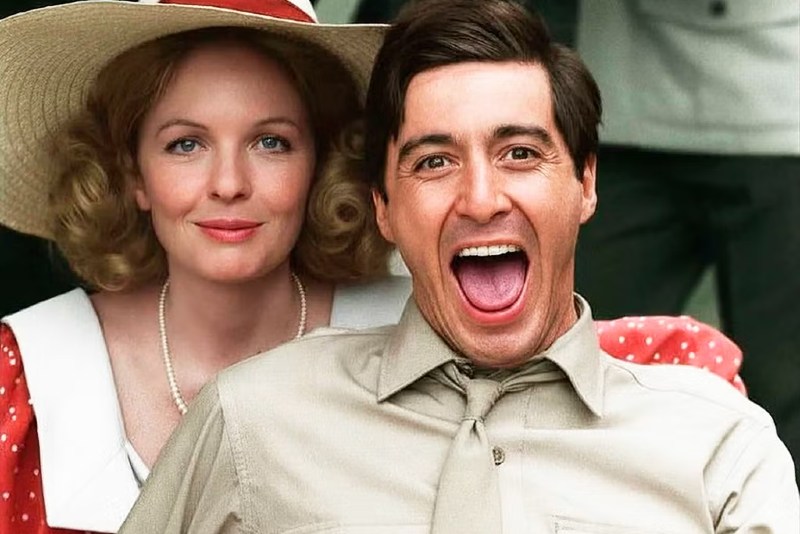 La famosa actriz había iniciado su carrera en el cine en 1970, y ocho años después ganó el Oscar en su primera nominación, la cual recibió en 3 ocasiones más, luego ganó un Bafta y 2 globos de oro. El galardón más importante de Hollywood lo obtuvo por la película Annie Hall (1970), compartiendo protagonismo con Woody Allen, en 1972 comenzó la saga The godfather con Al Pacino, y llegó a ser coprotagonista de Jack Nicholson, Morgan Freeman, Steve Martin, Meryl Streep y Leonardo DiCaprio, entre muchos otros.