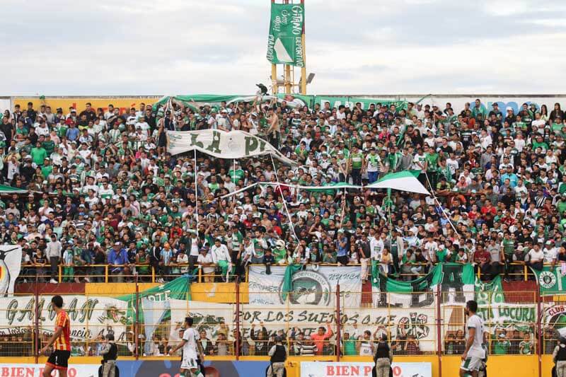 Este clásico correntino demostró una vez más la intensidad y la pasión que envuelven a los equipos locales, dejando claro que el fútbol en Corrientes sigue siendo un espectáculo emocionante y repleto de rivalidad.