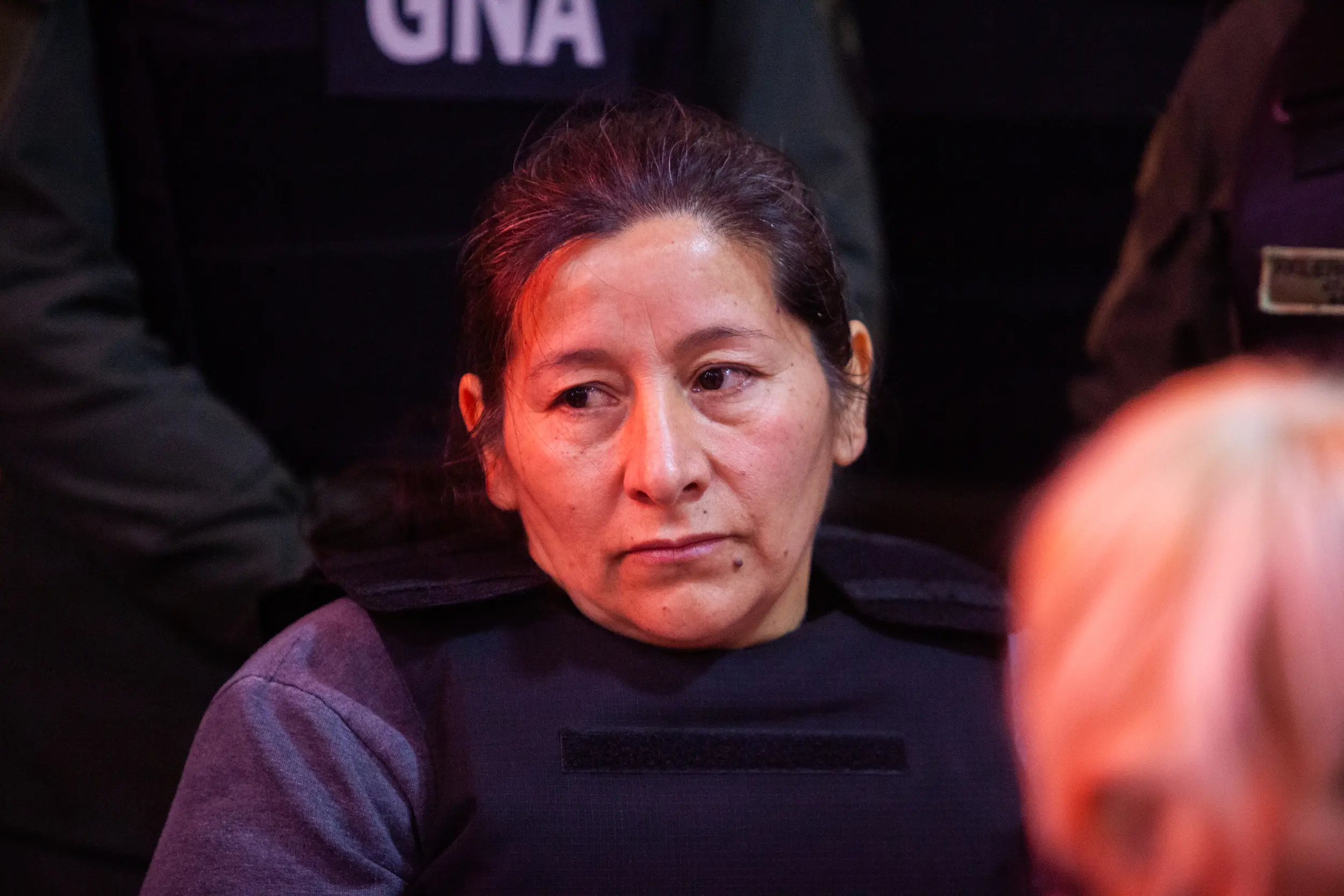 Laudelina Pe&ntilde;a fue se&ntilde;aladacomo coautora material de la presunta sustracci&oacute;n del menor. Durante la audiencia se expusieron elementos vinculados a su ubicaci&oacute;n y comunicaciones telef&oacute;nicas registradas en el horario de la desaparici&oacute;n, adem&aacute;s de su presunta participaci&oacute;n en maniobras que habr&iacute;an favorecido el accionar atribuido al resto de los imputados.
