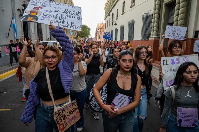 Una jornada para mirar y recordar}