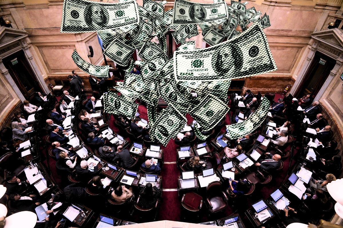 Suben las dietas y crece la polémica}