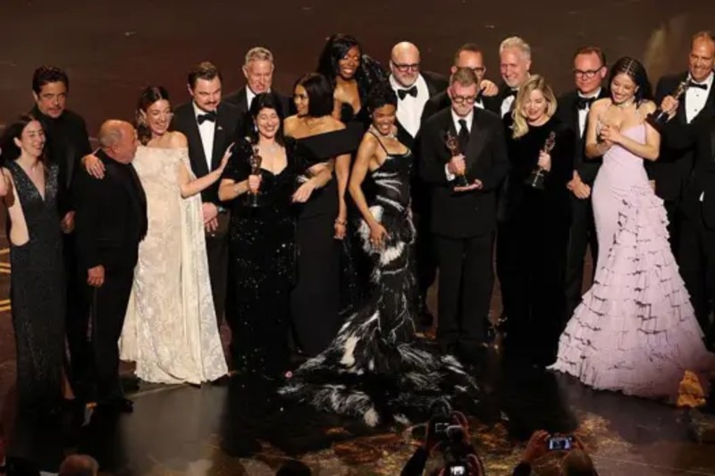 La fastuosa ceremonia anual}