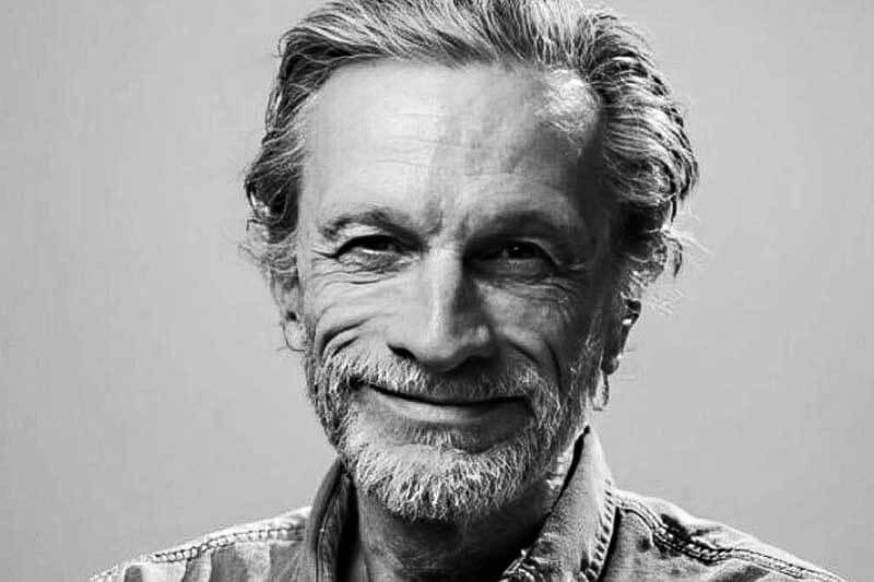 El actor Daniel Fanego falleció este jueves, tenía 69 años. Una noticia confirmada por su hijo Manu, a Teleshow. La Asociación Argentina de Actores lo despidió con un sentido mensaje, destacando su extensa trayectoria en teatro, cine y televisión, y su papel como dirigente del sindicato.