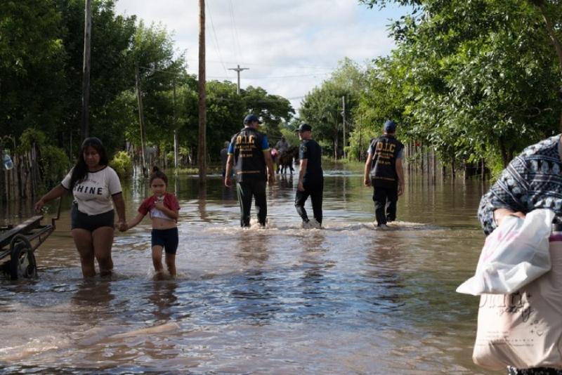 Por el momento los habitantes de la zona rural son los que más complicaciones tienen para acceder a la asistencia, principalmente en la cuarta sección Palmar. Mientras, se mantiene la condición de emergencia hídrica, catastrófica y sanitaria, tanto para el ámbito urbano como para la zona rural, una medida que dotó al Ejecutivo municipal de una importante herramienta para manejar la crisis. 