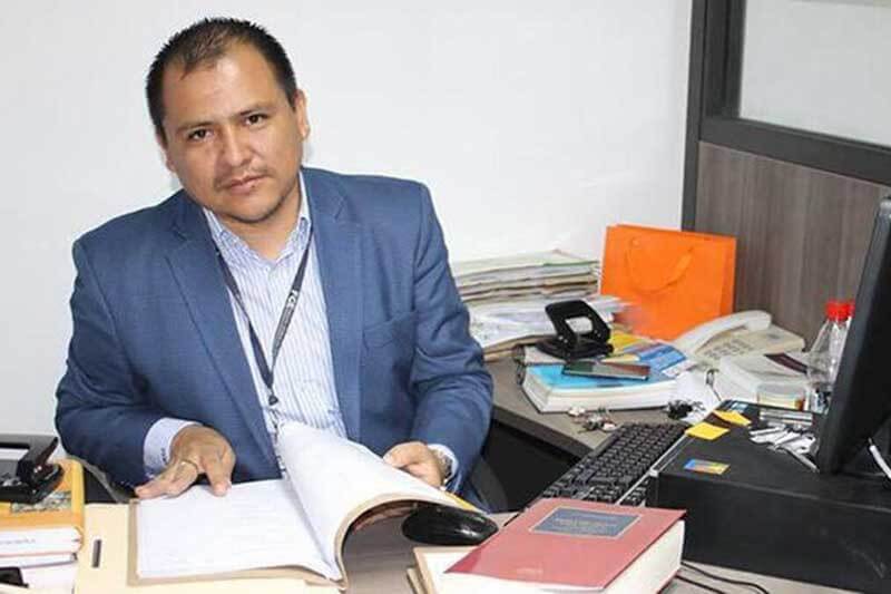 El ataque ocurrió en medio del conflicto armado interno declarado por el presidente Noboa para combatir la violencia del crimen organizado. La fiscal general, Diana Salazar, condenó el crimen y destacó el compromiso continuo con la Justicia.