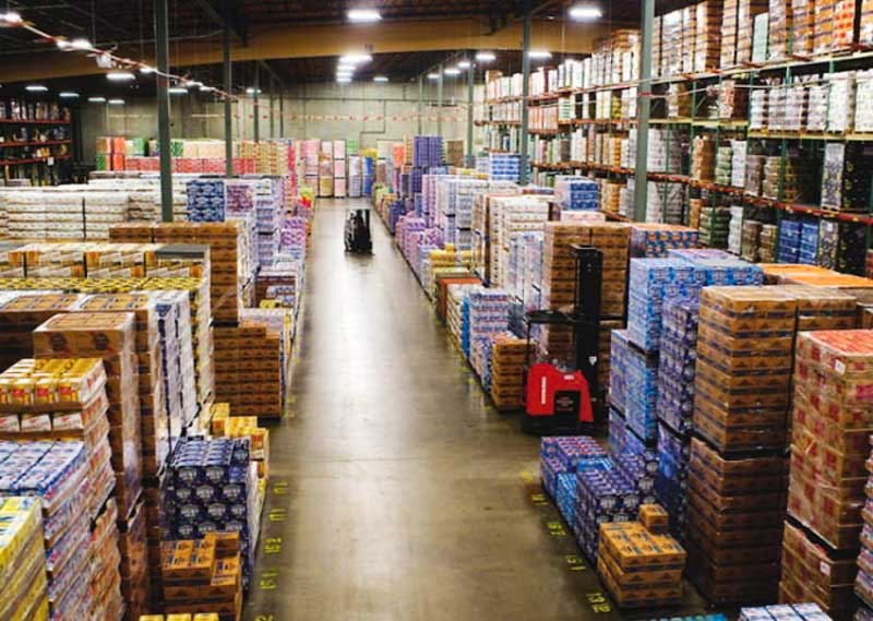 Entre enero y abril las gaseosas de primeras marcas tuvieron una caída del 21% en la facturación, mientras que las de segundas marcas retrocedieron un 23%. Lo mismo ocurrió con la venta de cerveza, mientras que el vino bajó un 10%. El Instituto Nacional de Vitivinicultura verificó una caída del 6,3% de consumo con respecto al año anterior.
