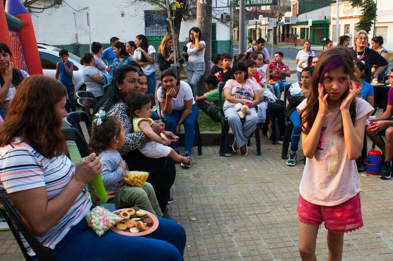 En la ciudad de Corrientes la celebración se destacó en la capilla Cristo Rey, un lugar que abrió sus puertas a partir de las 16 horas para recibir a una gran cantidad de vecinos. 
