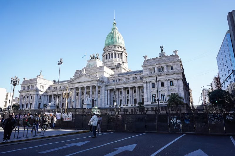 Concentraciones frente al Congreso}