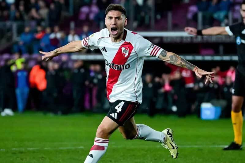 El equipo de Marcelo Gallardo mostró un arranque prometedor, aunque rápidamente fue neutralizado por la presión intensa del local. Miguel Borja desperdició una chance clara en el primer tiempo, mientras que Franco Armani evitó el gol de Marcelino Moreno con una gran atajada.
