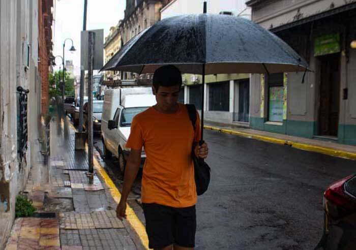 Lluvia-Clima-Chubascos-Otoño-Fresco-Corrientes