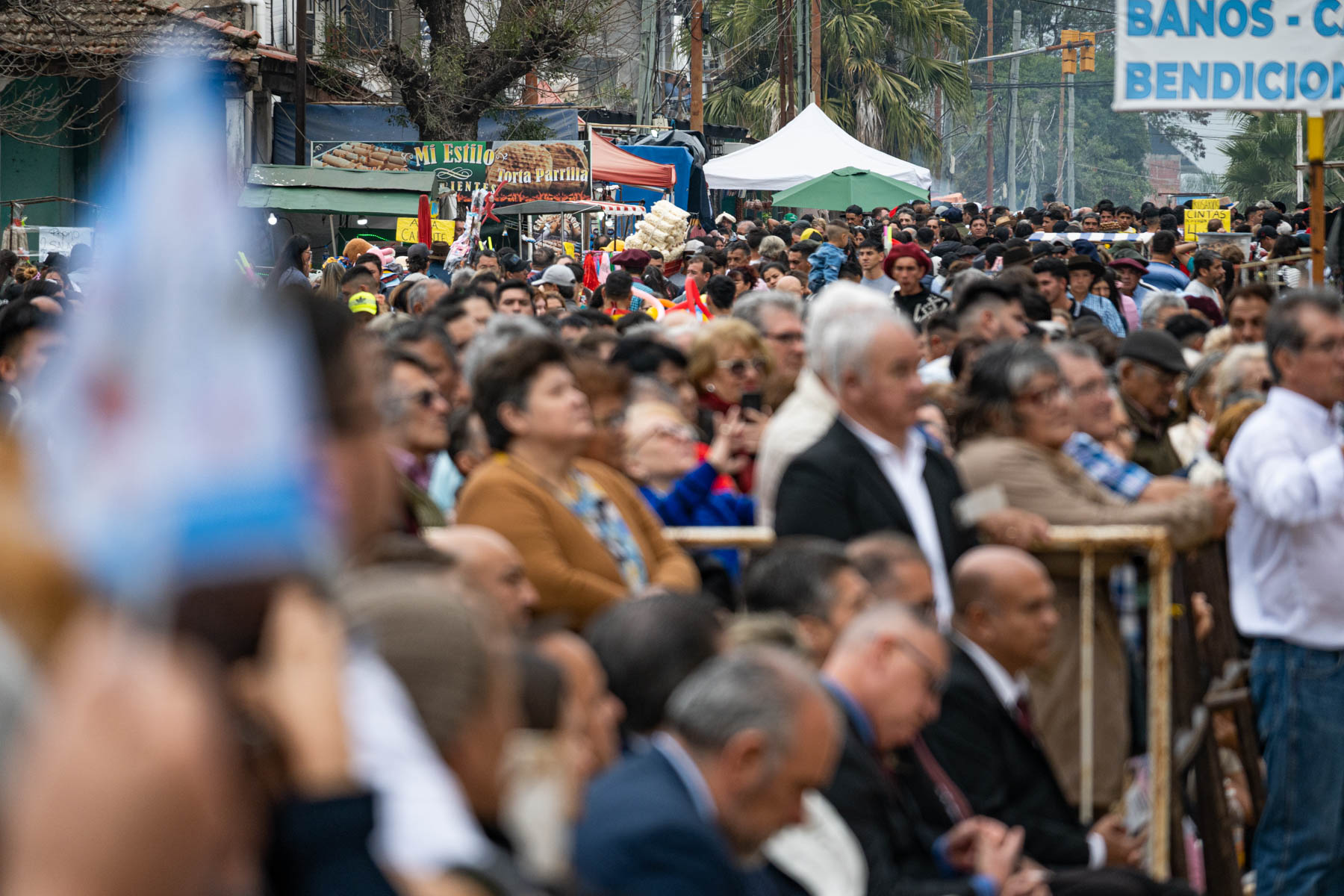 La celebración del 125° aniversario de la coronación pontificia reunió a miles de personas y dejó postales de profunda espiritualidad.