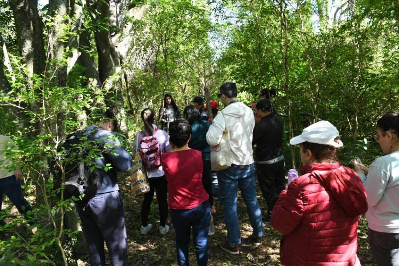 Hoy y mañana llevarán adelante las visitas guiadas a la reserva natural municipal Santa Catalina en dos turnos: 8.30 y 10.30, con una duración de dos horas, aproximadamente. Los cupos son limitados, y se recomienda llevar elementos para hidratarse (agua) y ropa adecuada para realizar senderismo. Los interesados pueden inscribirse en el siguiente link: ciudaddecorrientes.gov.ar/reservasantacatalina, o a través del Muni Bot, opción 7. 