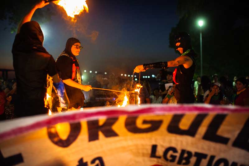 La comunidad LGBTIQ+ y diversos sectores sociales se concentraron este sabado en la Plaza 25 de Mayo para expresar su rechazo a los discursos que atentan contra la diversidad.